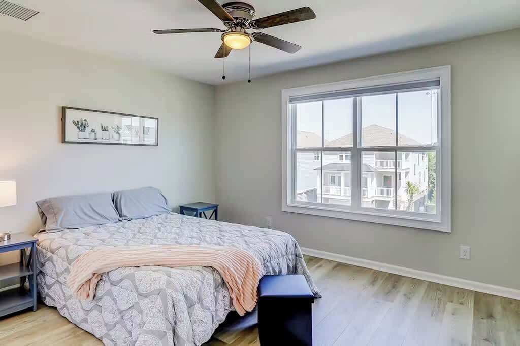 Photo of Bedroom in Palmetto Dunes