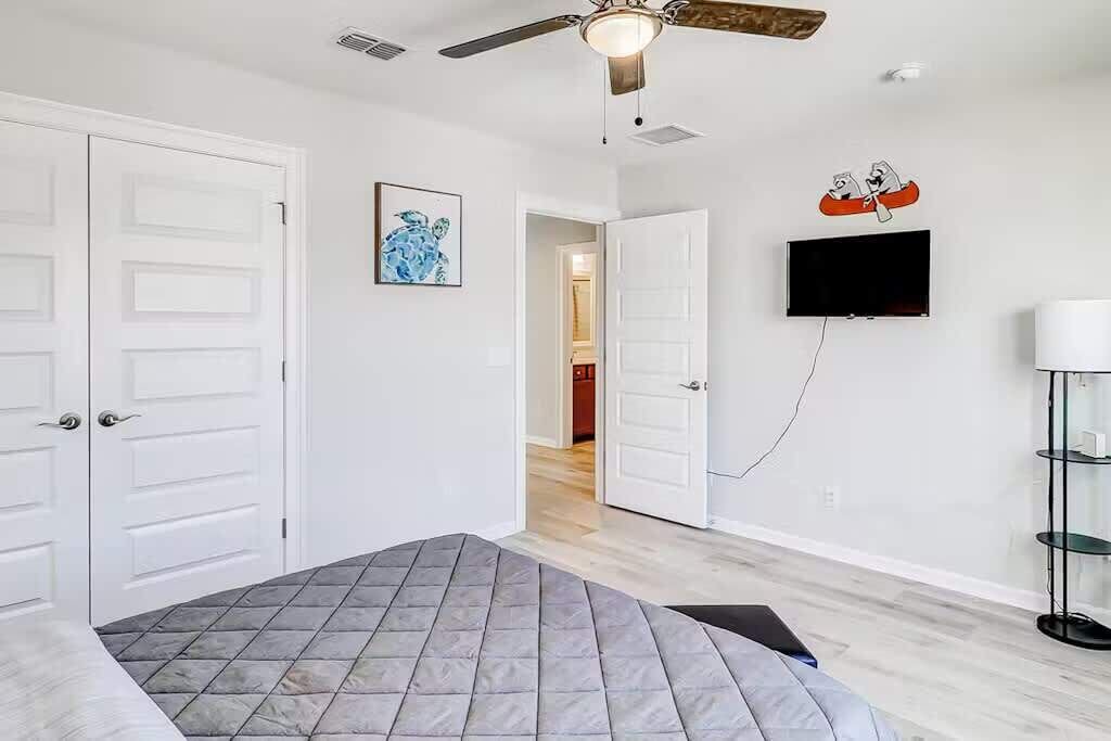Photo of Bedroom in Palmetto Dunes