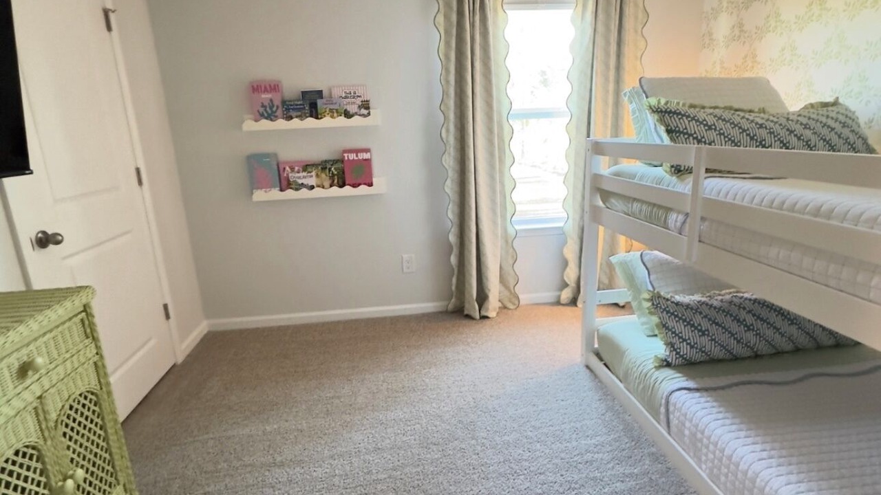 Photo of Bedroom in Summerville