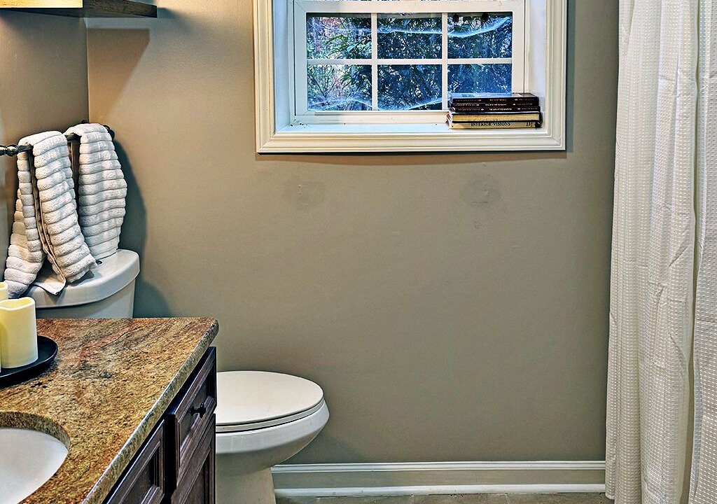 Photo of Bathroom in West Union