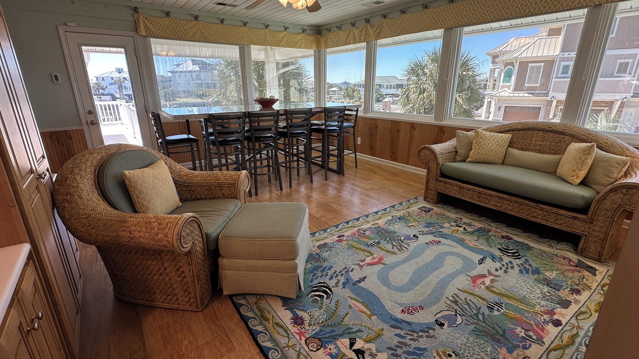 Photo of Livingroom in Inlet Harbour