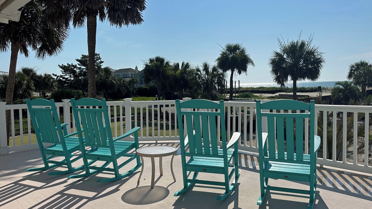 Photo of Patio Balcony in Inlet Harbour