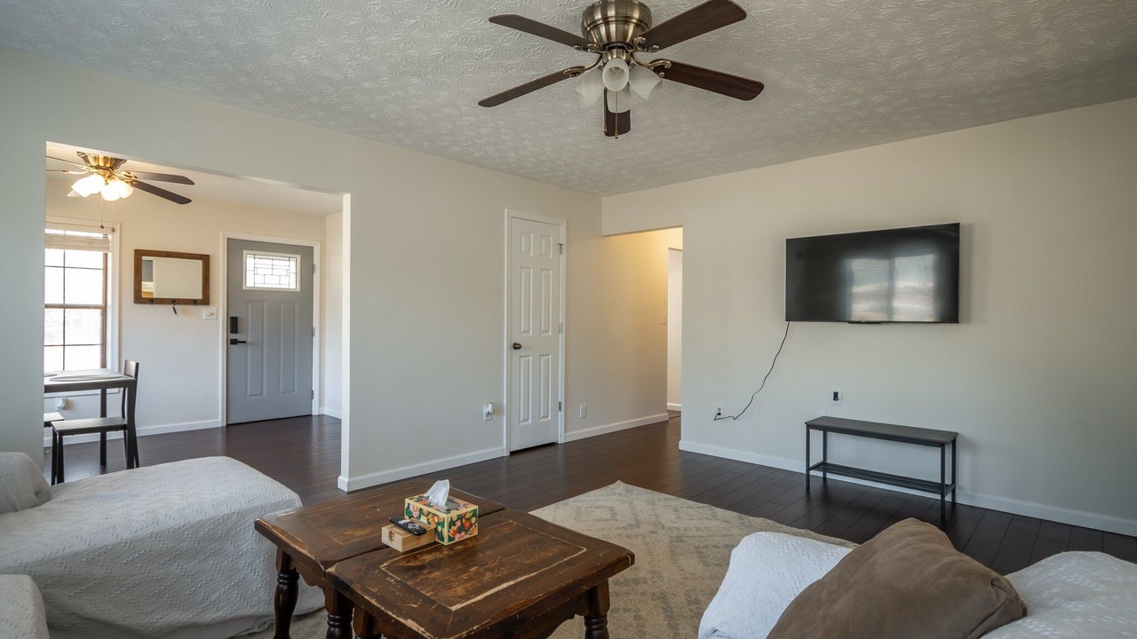 Photo of Livingroom in Winterville