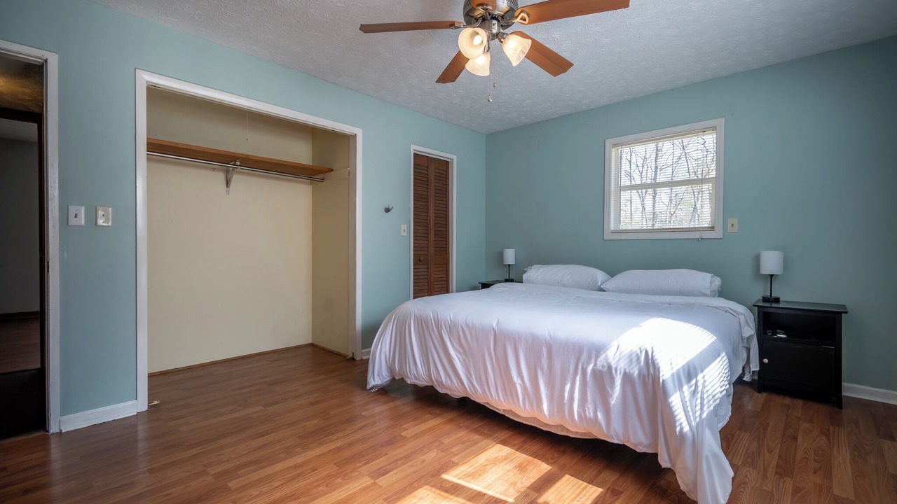 Photo of Bedroom in Winterville