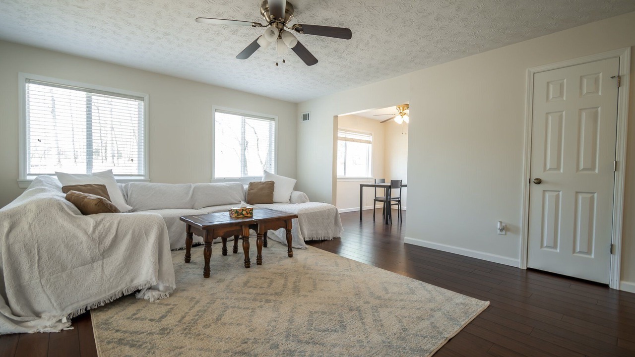 Photo of Livingroom in Winterville