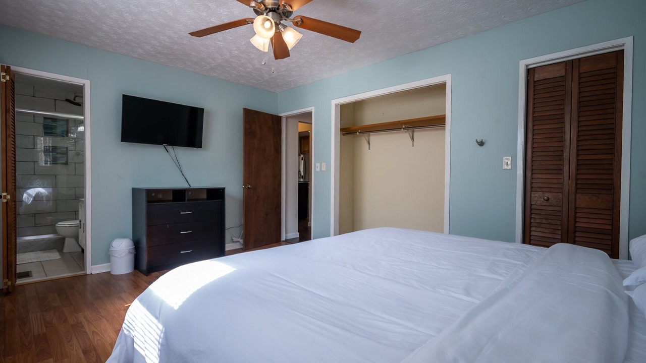 Photo of Bedroom in Winterville