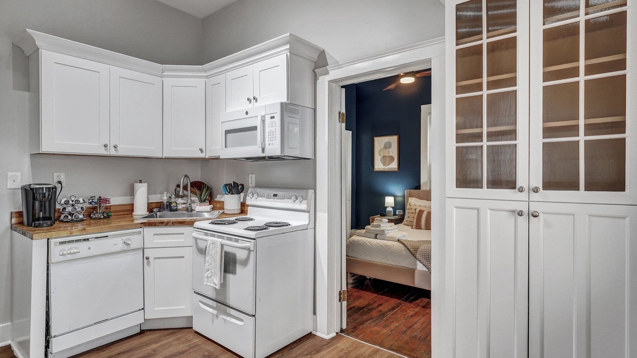 Photo of Kitchen in Savannah Victorian District