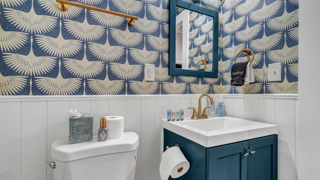 Photo of Bathroom in Savannah Victorian District