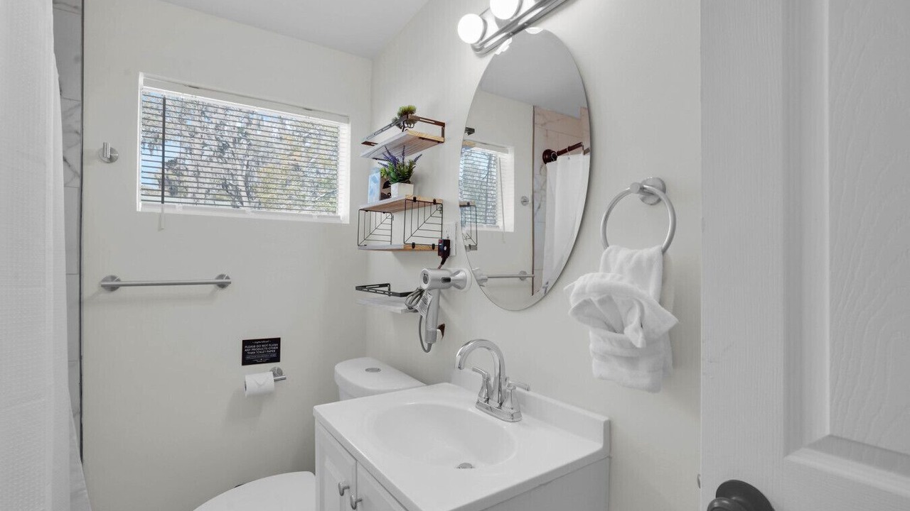Photo of Bathroom in Victory Heights