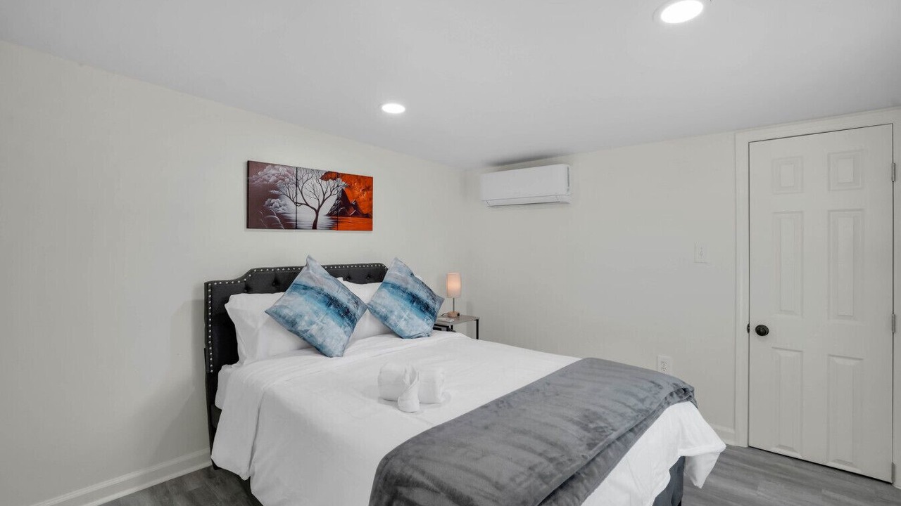 Photo of Bedroom in Victory Heights