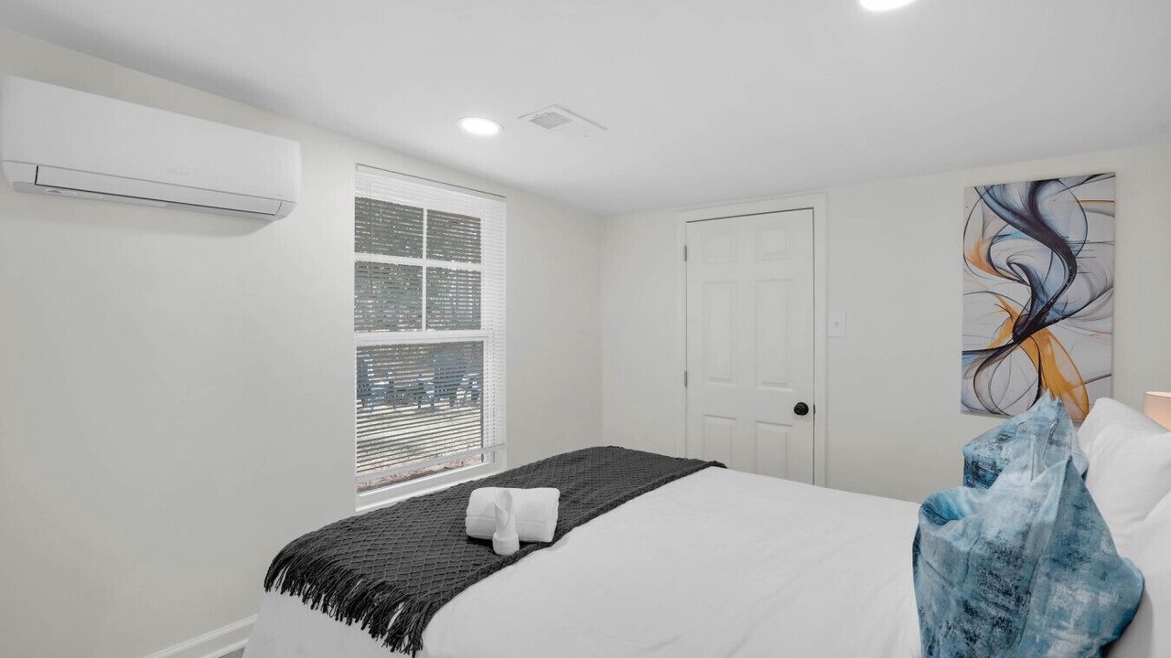 Photo of Bedroom in Victory Heights