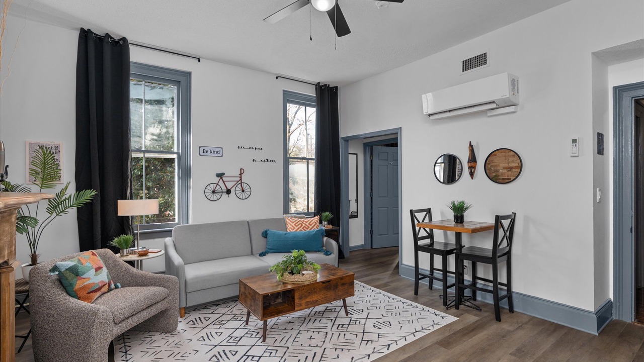 Photo of Livingroom in Olde Town Augusta