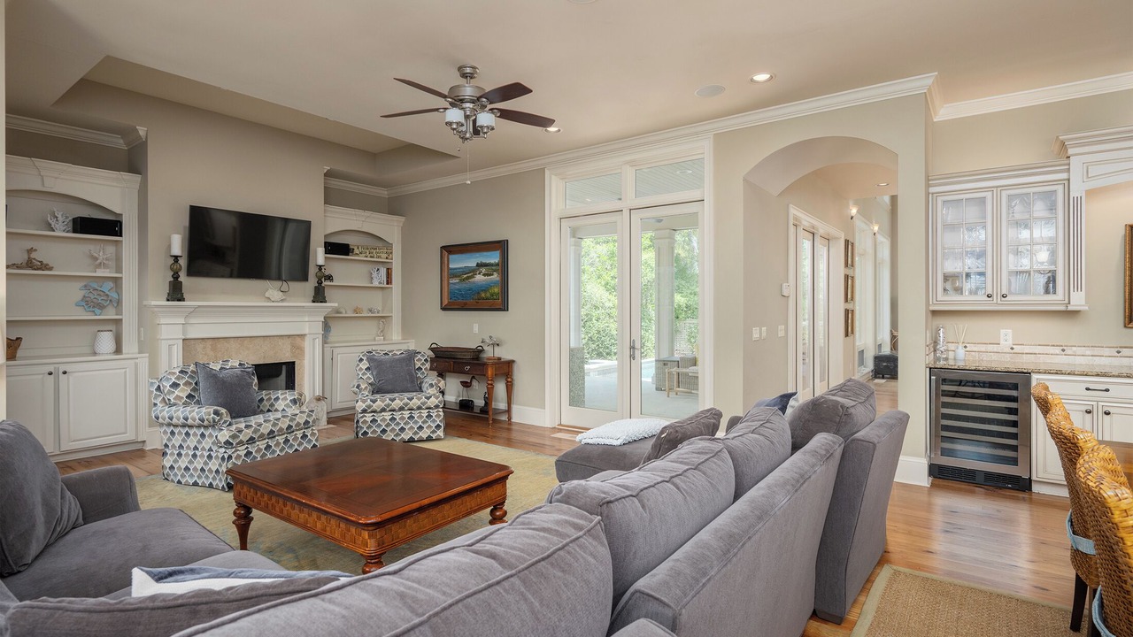 Photo of Livingroom in Oceanside