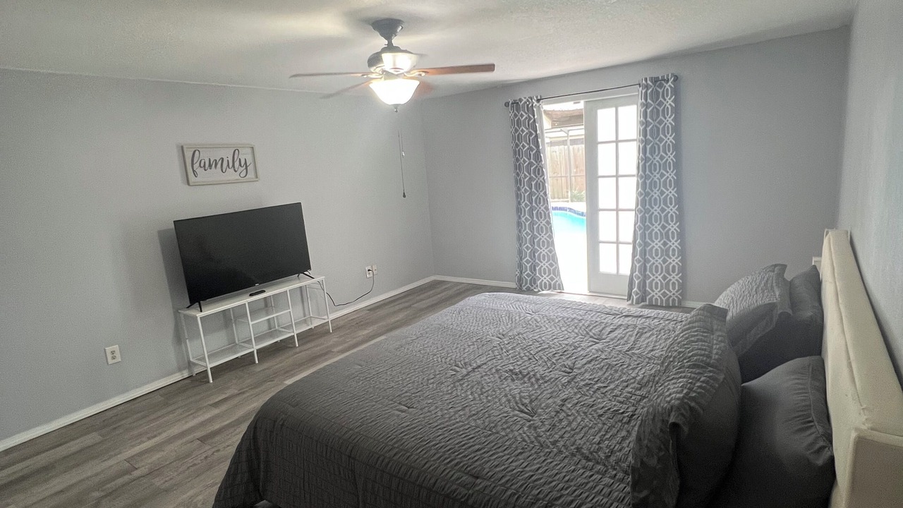Photo of Bedroom in Bloomingdale
