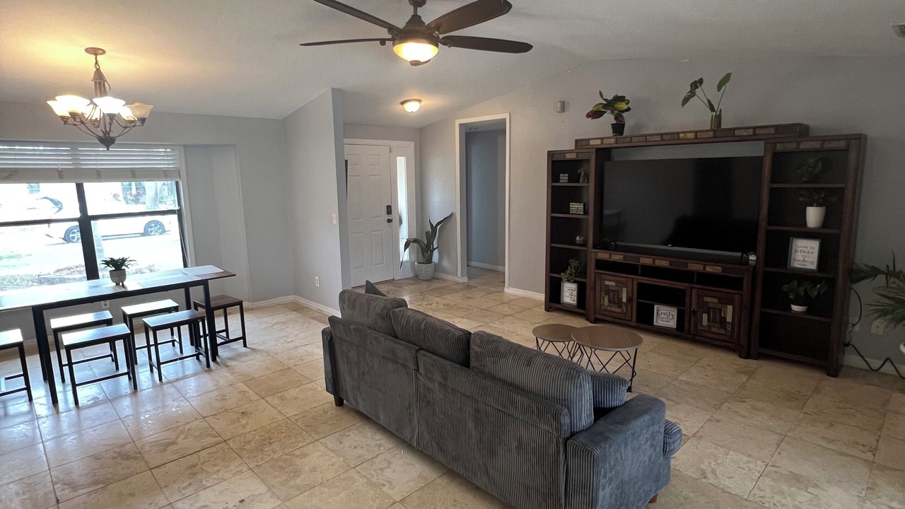 Photo of Livingroom in Bloomingdale