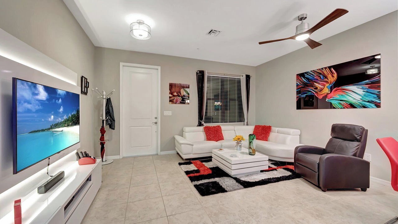 Photo of Livingroom in Naples