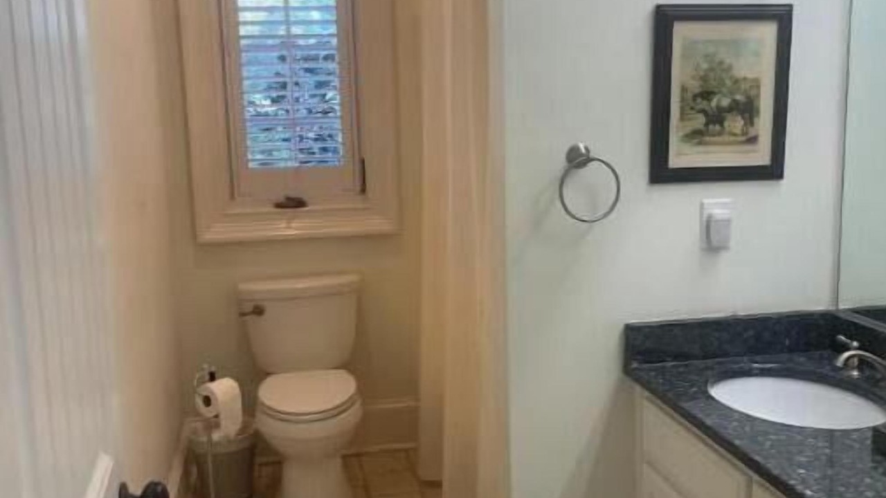 Photo of Bathroom in Bogart