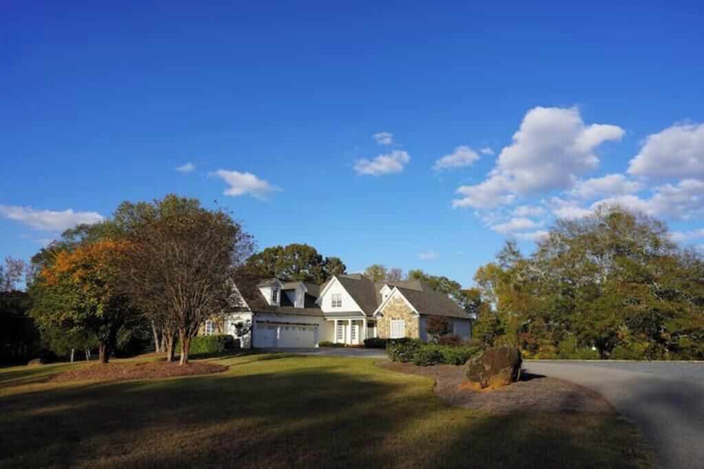 Photo of Outdoor in Bogart