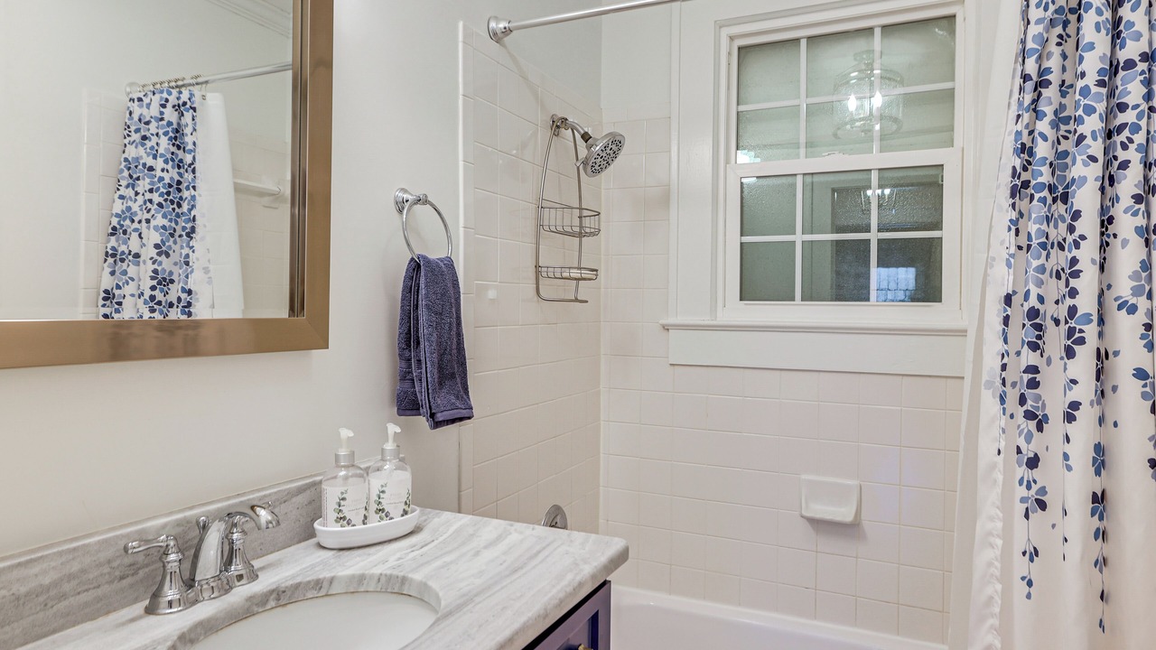 Photo of Bathroom in Greer