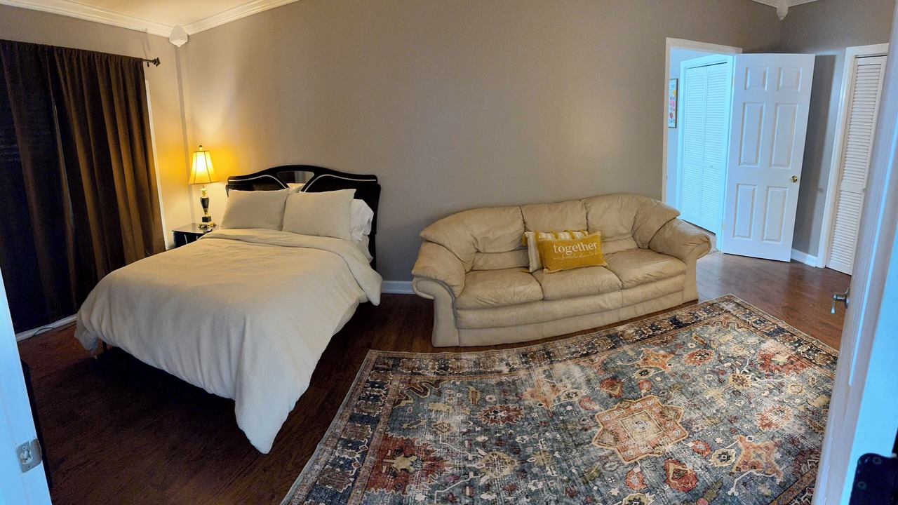 Photo of Bedroom in Clarks Hill