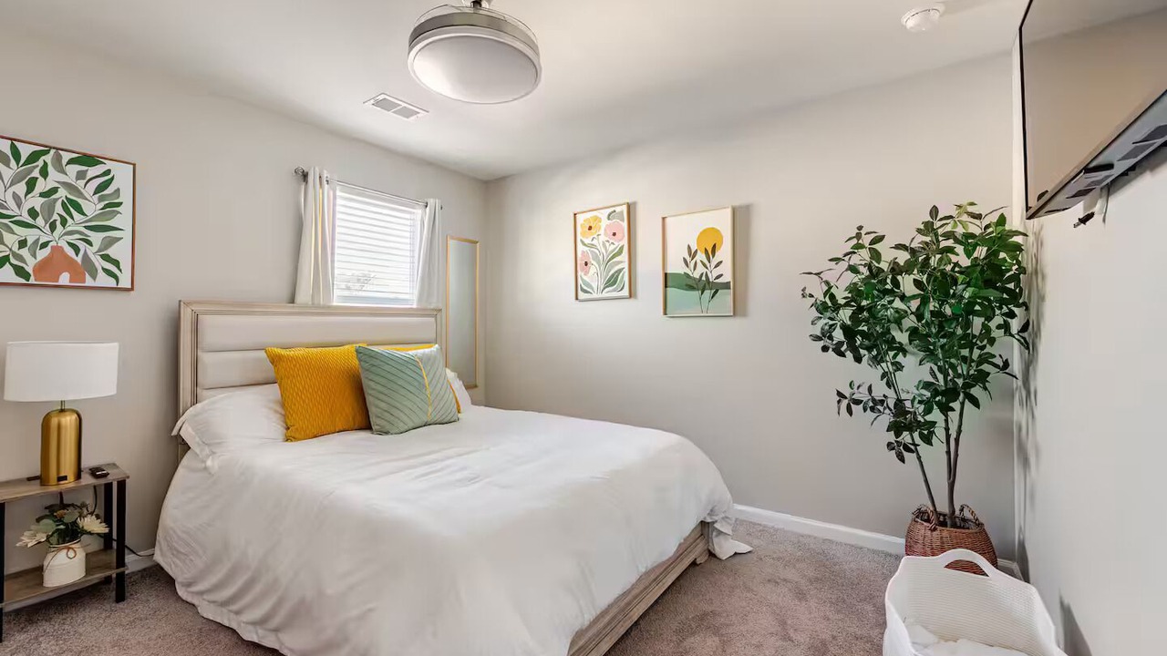 Photo of Bedroom in Port Wentworth