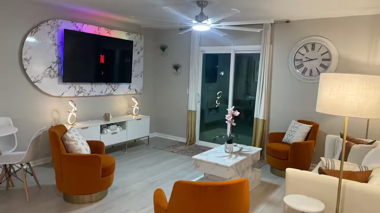 Photo of Livingroom in Port Wentworth