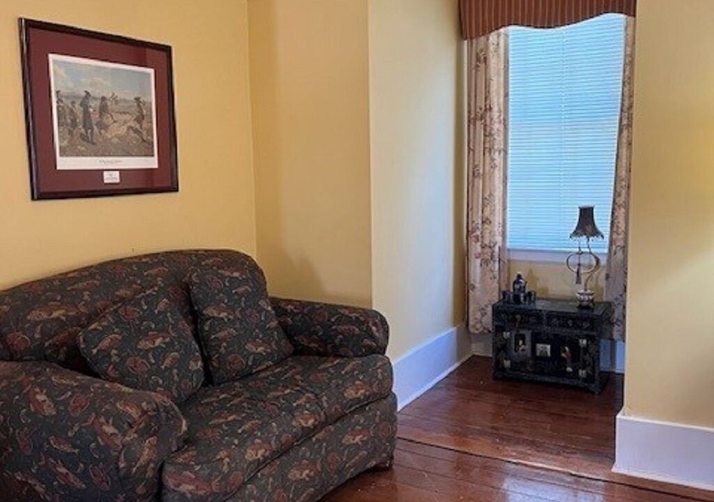 Photo of Livingroom in Waynesboro