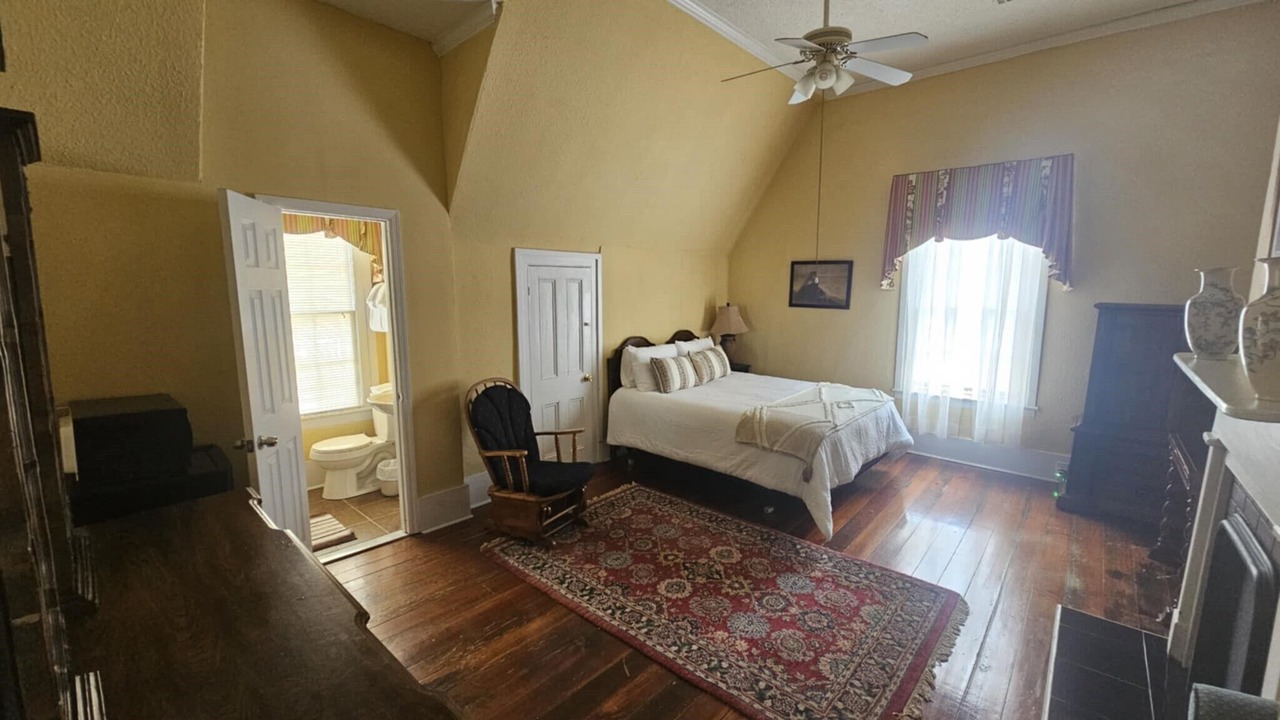 Photo of Bedroom in Waynesboro