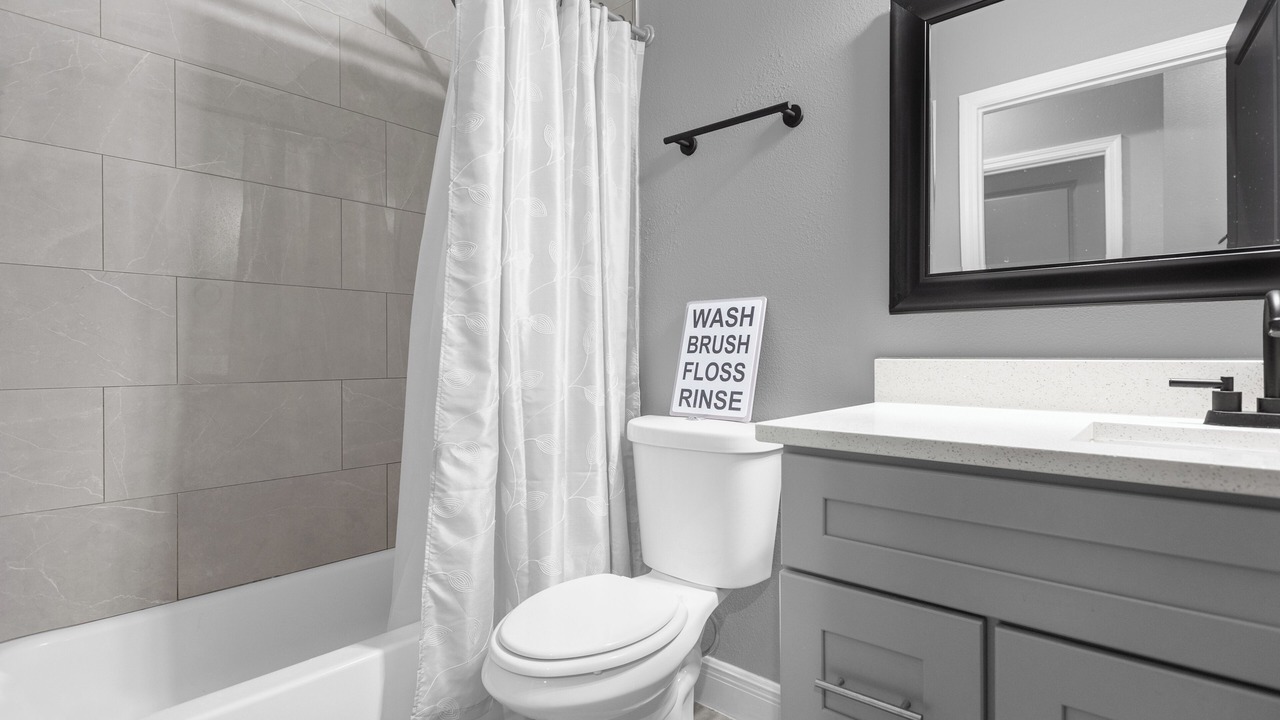 Photo of Bathroom in Holopaw