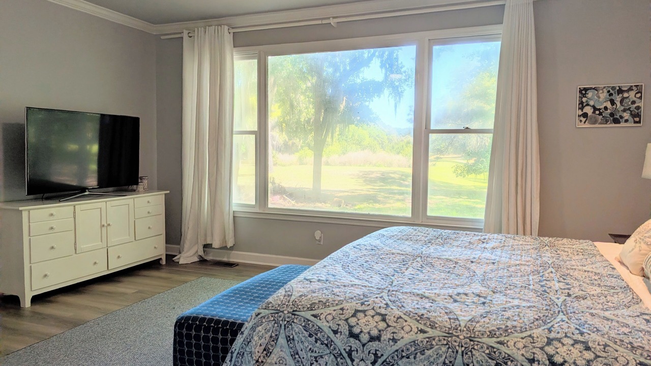 Photo of Bedroom in Melrose on the Beach
