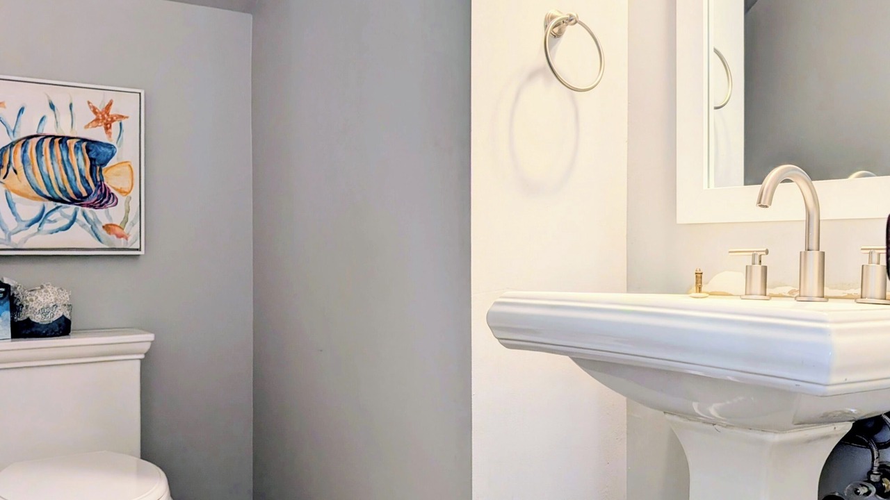 Photo of Bathroom in Melrose on the Beach