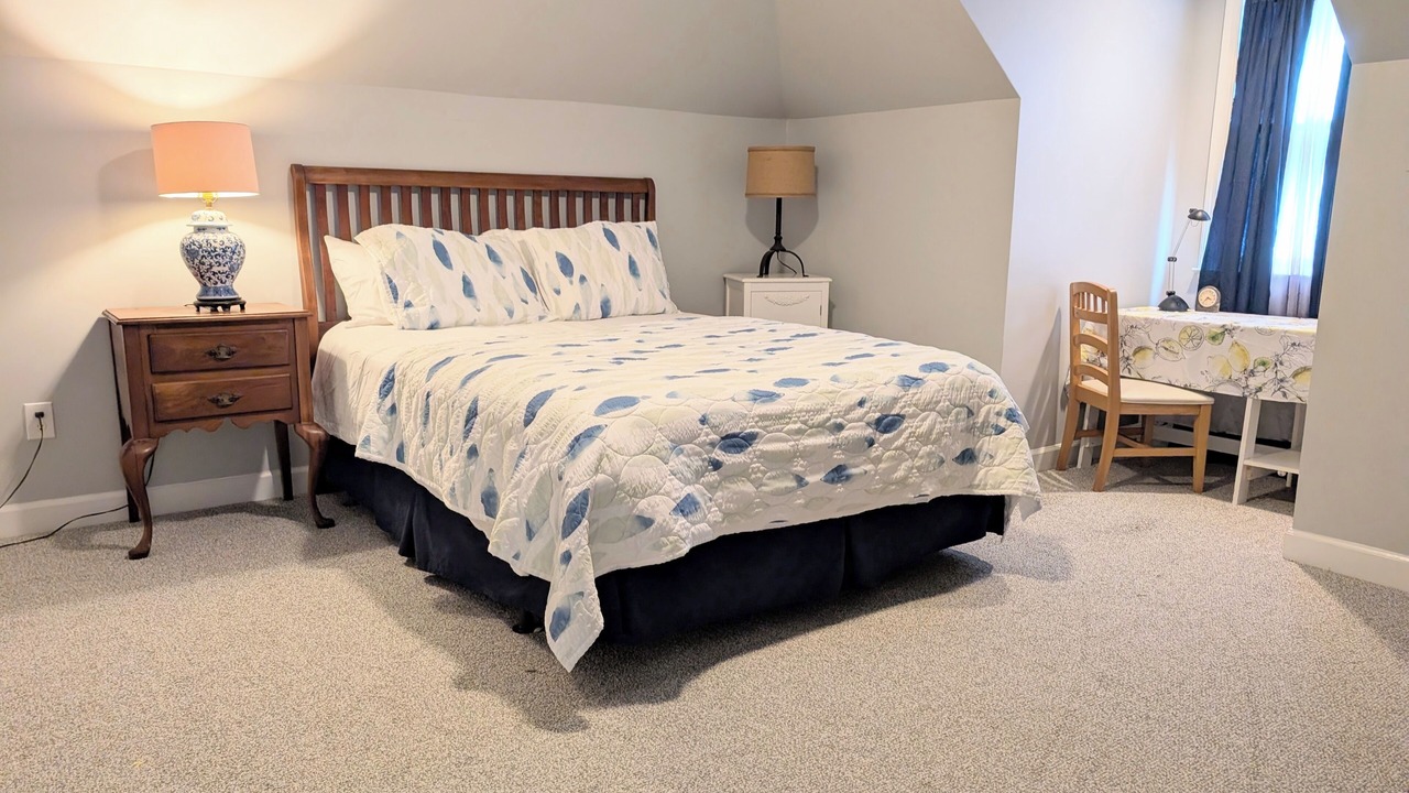 Photo of Bedroom in Melrose on the Beach