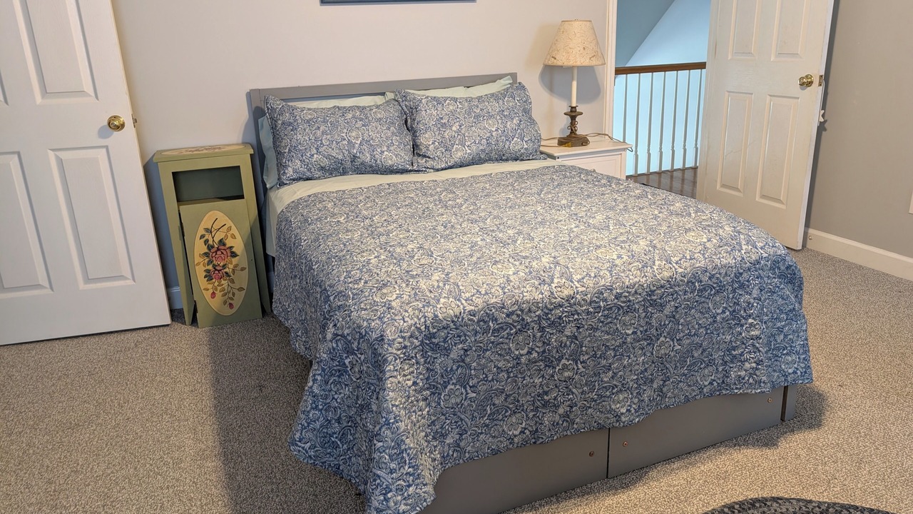 Photo of Bedroom in Melrose on the Beach