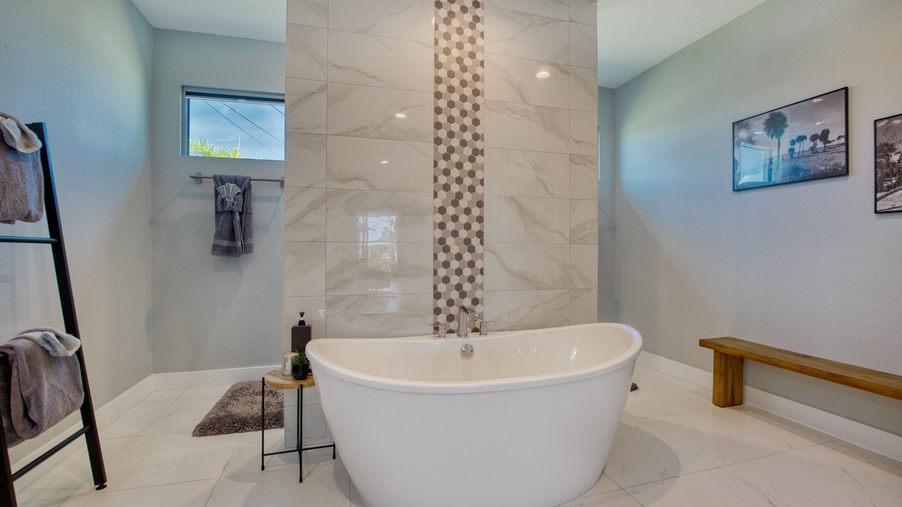 Photo of Bathroom in Mariner