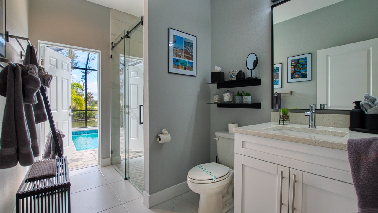 Photo of Bathroom in Mariner