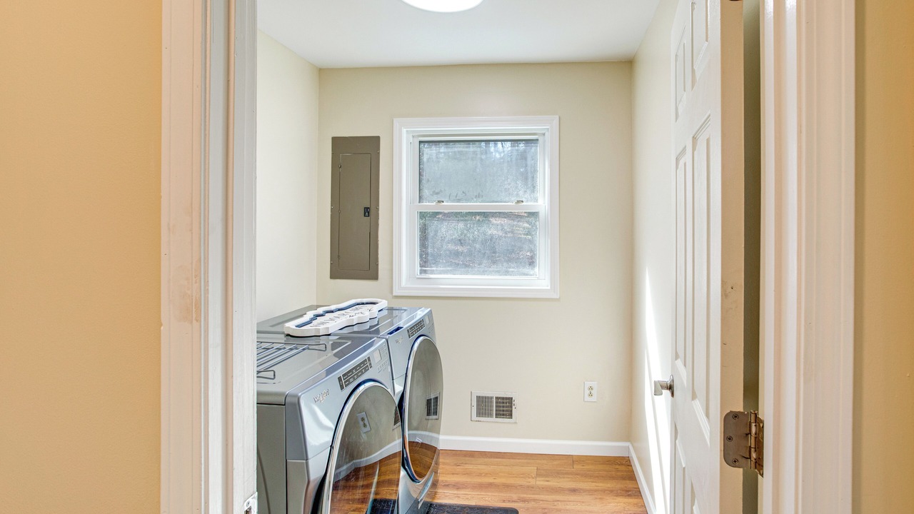 Photo of Bedroom in Chapin
