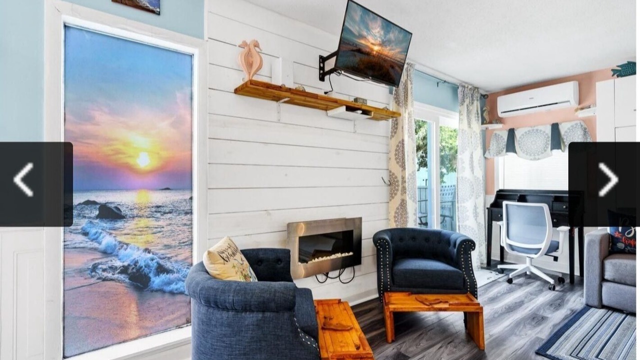 Photo of Livingroom in Ocean Ridge