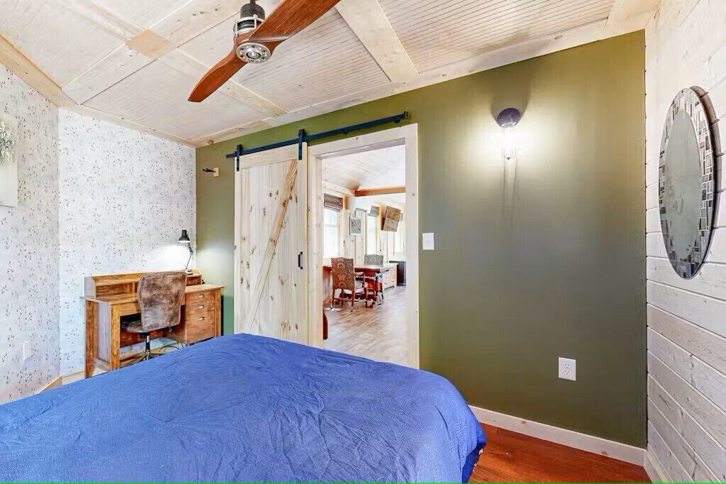 Photo of Bedroom in Whittier