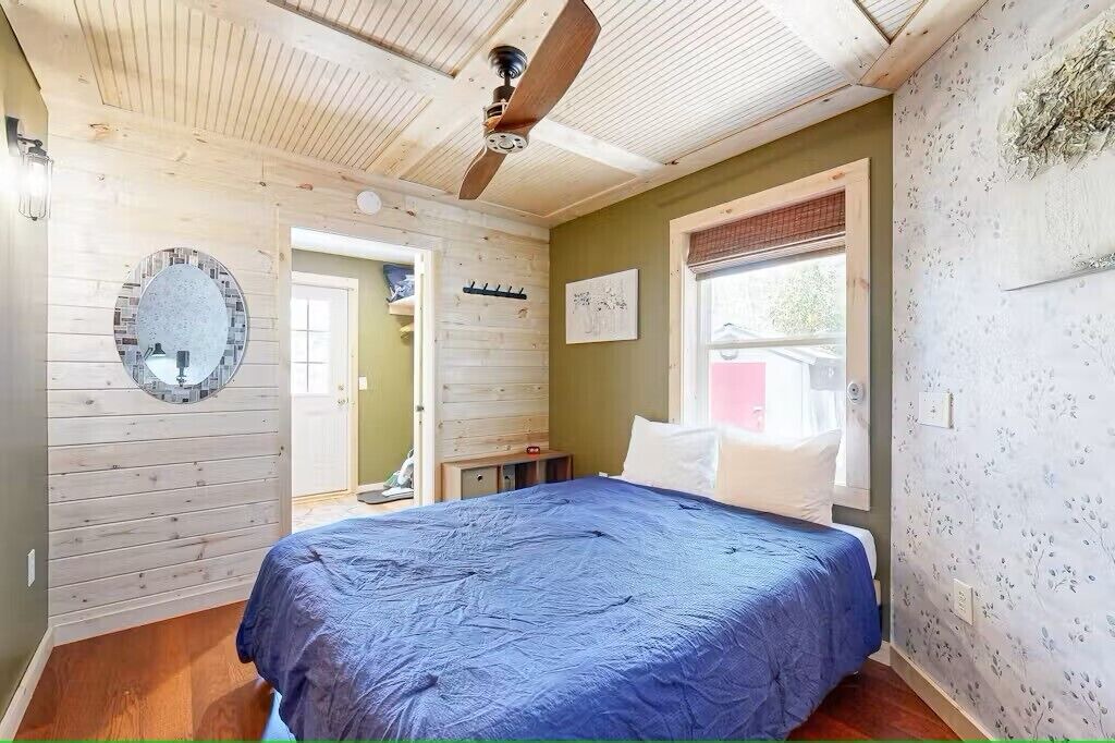 Photo of Bedroom in Whittier