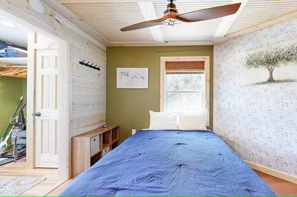 Photo of Bedroom in Whittier