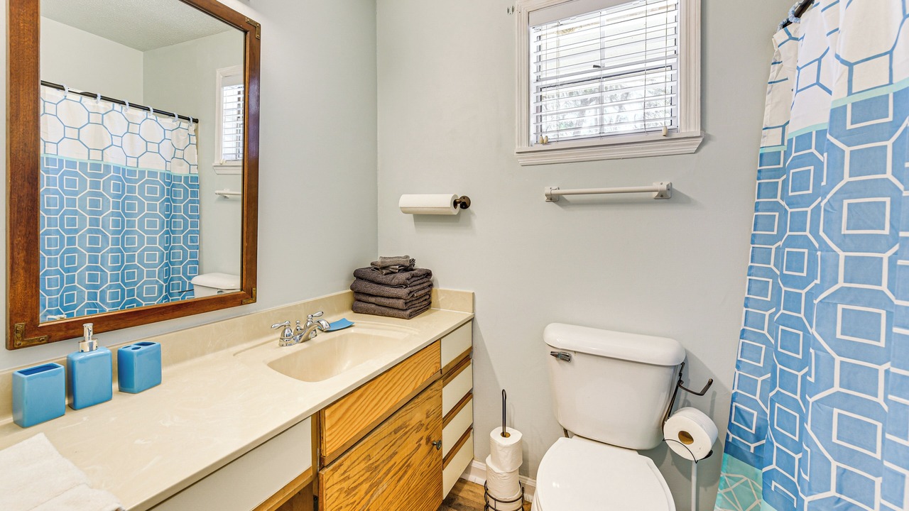 Photo of Bathroom in Beaufort