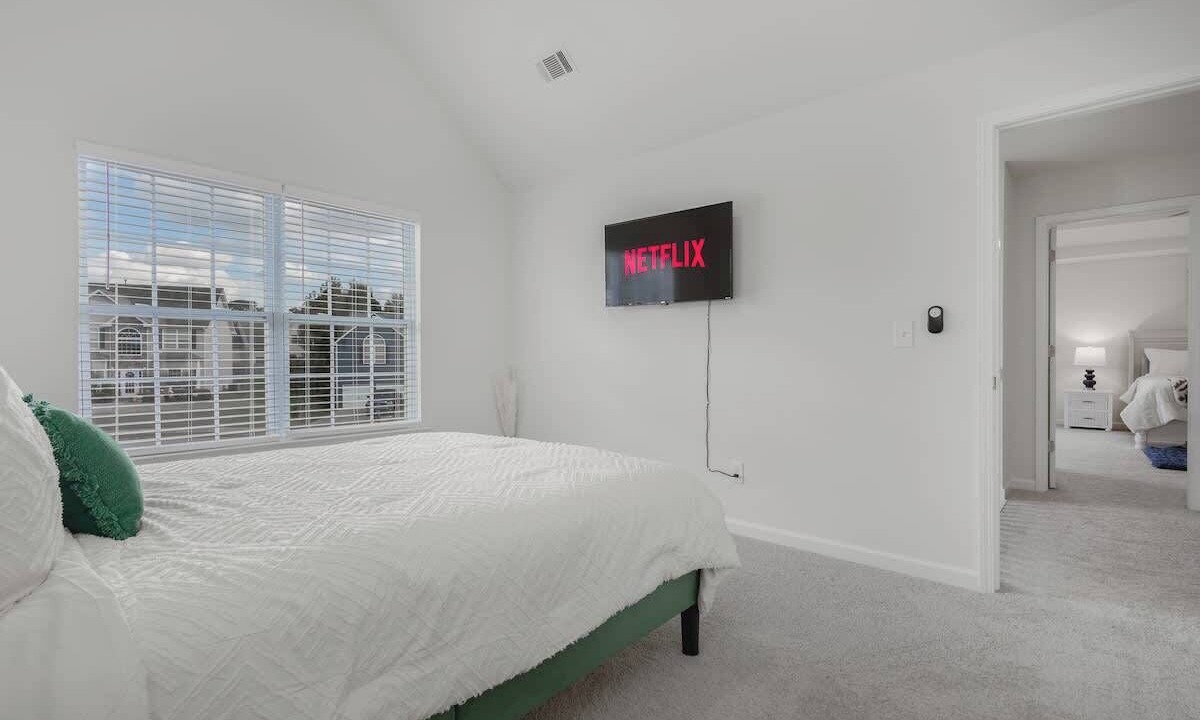 Photo of Bedroom in Braselton