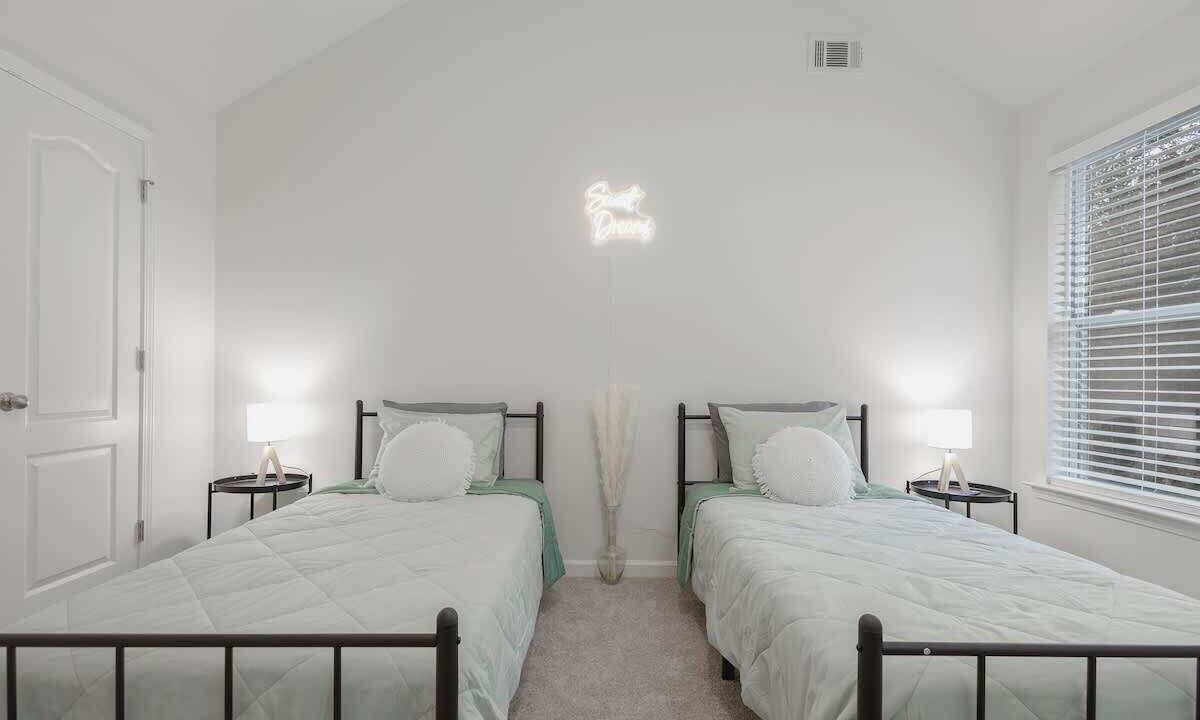 Photo of Bedroom in Braselton