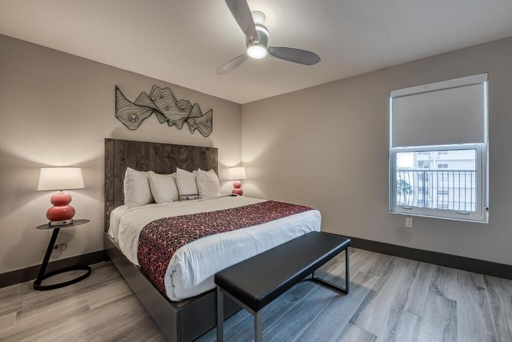 Photo of Bedroom in Treasure Island