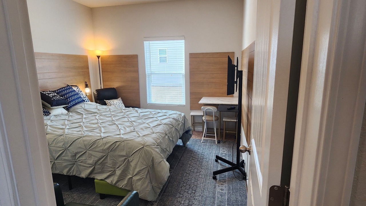 Photo of Bedroom in Youngsville