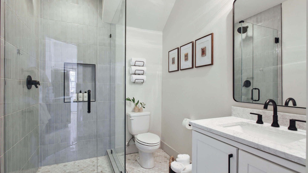 Photo of Bathroom in Old West Broad Neighborhood