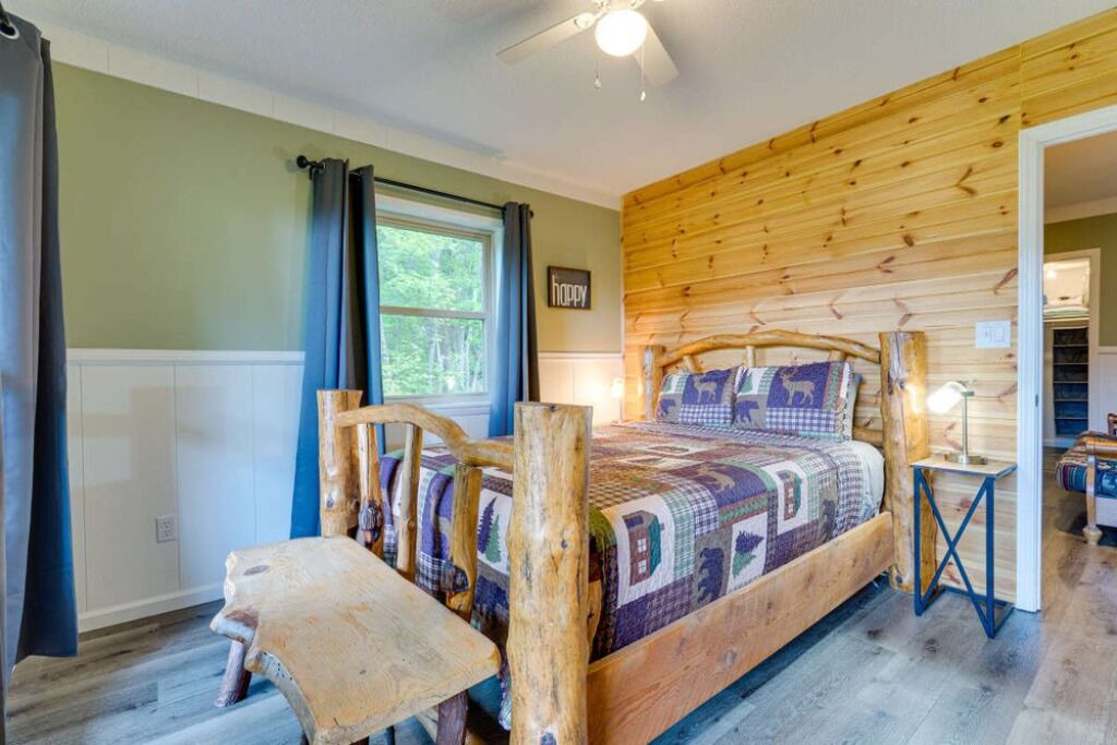 Photo of Bedroom in Robbinsville