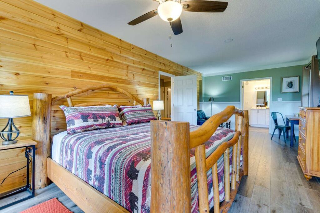 Photo of Bedroom in Robbinsville