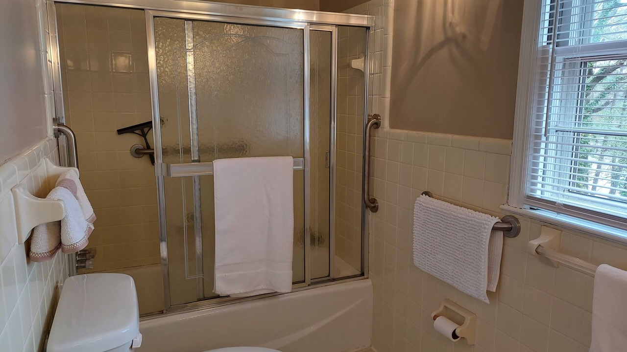 Photo of Bathroom in Forest Acres