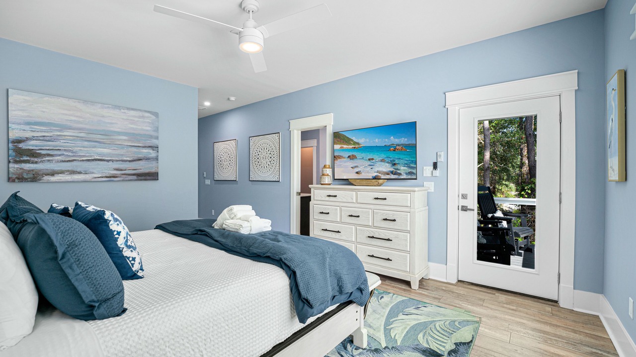 Photo of Bedroom in Folly Field